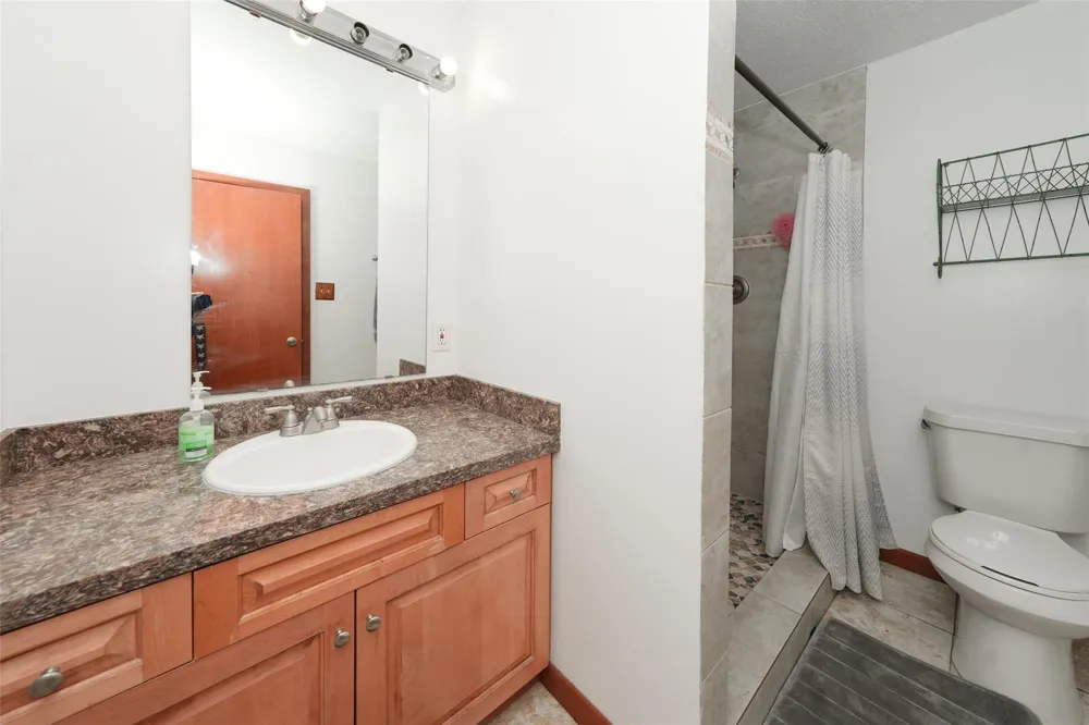 15021 County Road 272 East Bernard, TX 77435