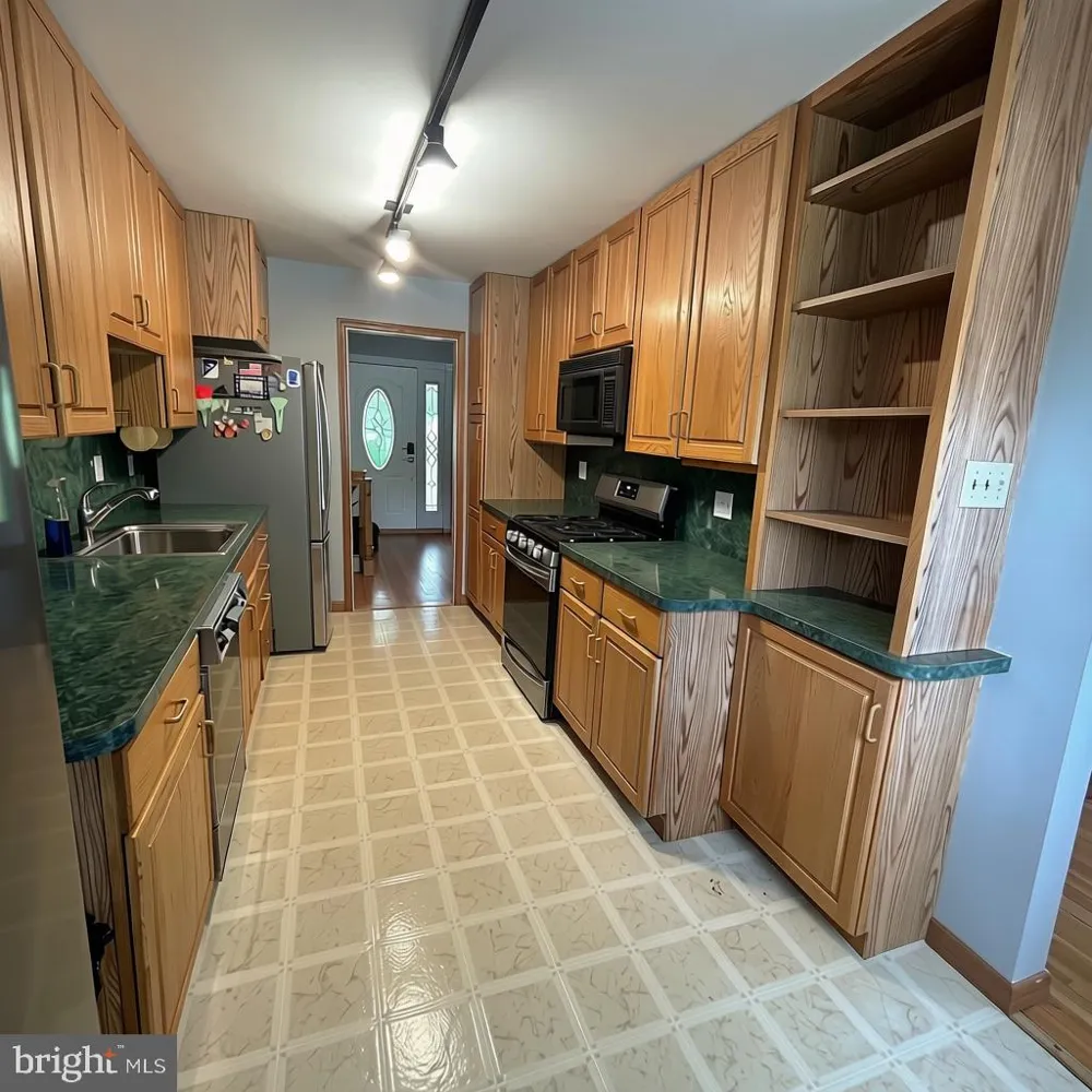 10 WEDGEWOOD DRIVE Cinnaminson, NJ 08077