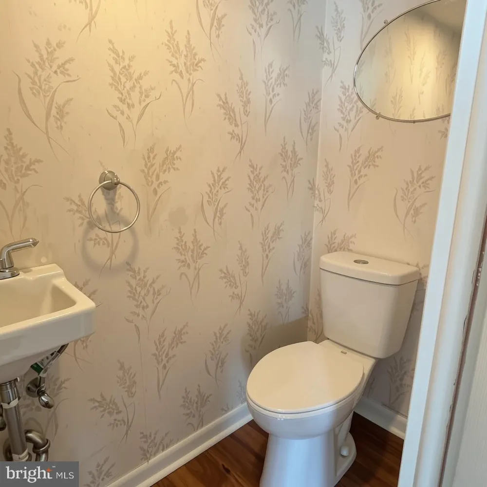 10 WEDGEWOOD DRIVE Cinnaminson, NJ 08077