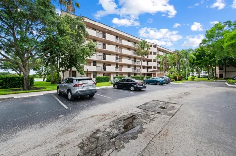 2768 CARAMBOLA CIRCLE S #101