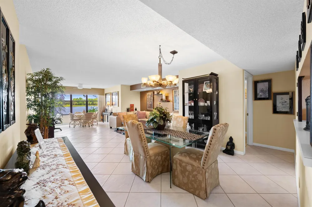 2768 CARAMBOLA CIRCLE S #101 Coconut Creek, FL 33066