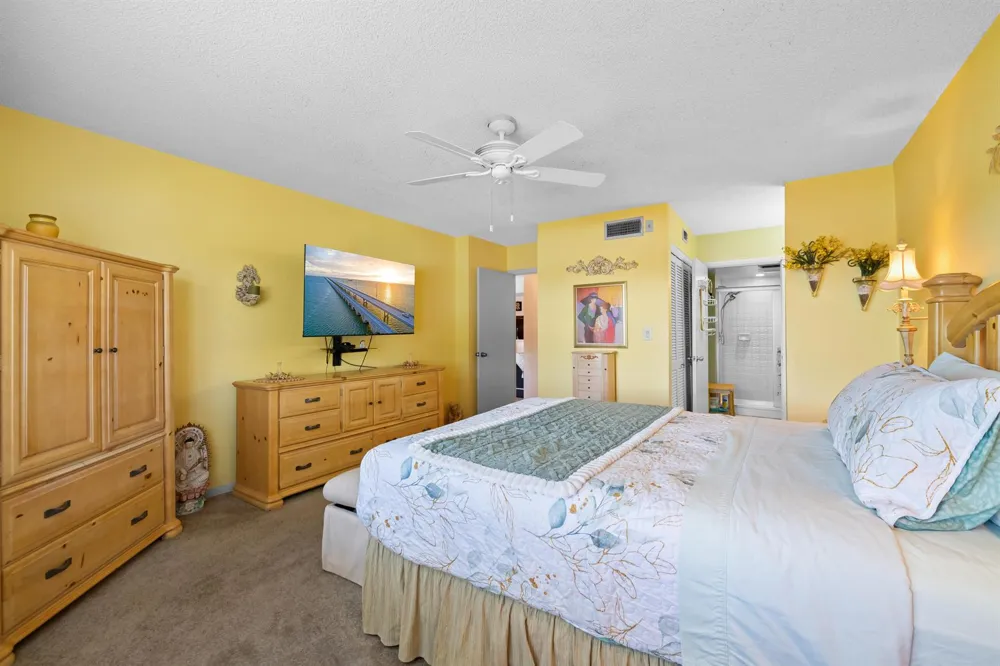 2768 CARAMBOLA CIRCLE S #101 Coconut Creek, FL 33066