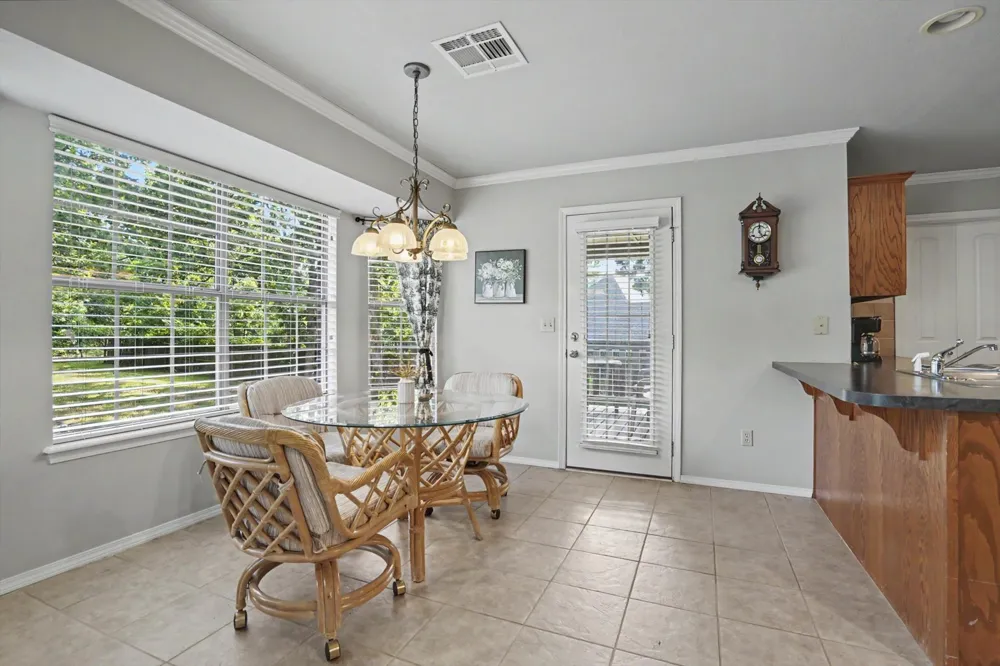 9279 Black Oak Lane Sand Springs, OK 74063
