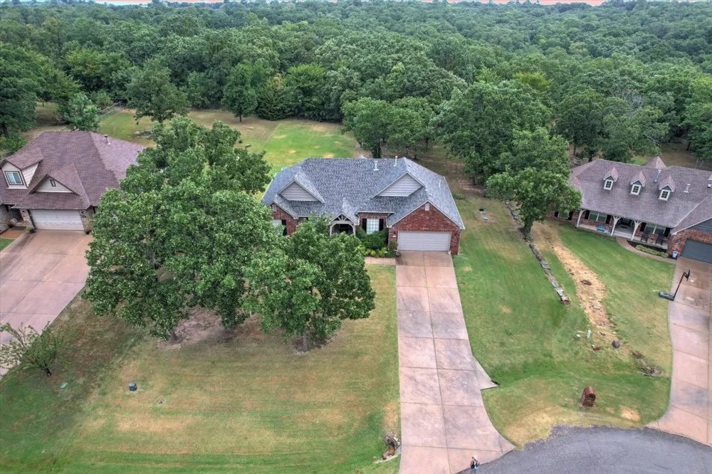 9279 Black Oak Lane Sand Springs, OK 74063