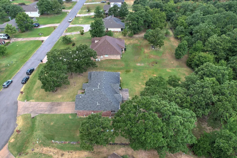 9279 Black Oak Lane Sand Springs, OK 74063