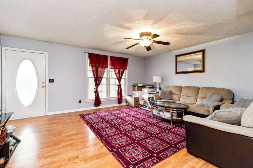 119 Vincent Ln La Vergne, TN 37086