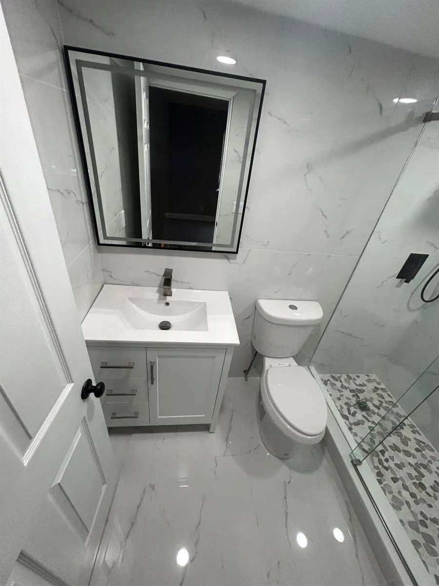 6361 FALLS CIR DRIVE #212 Lauderhill, FL 33319