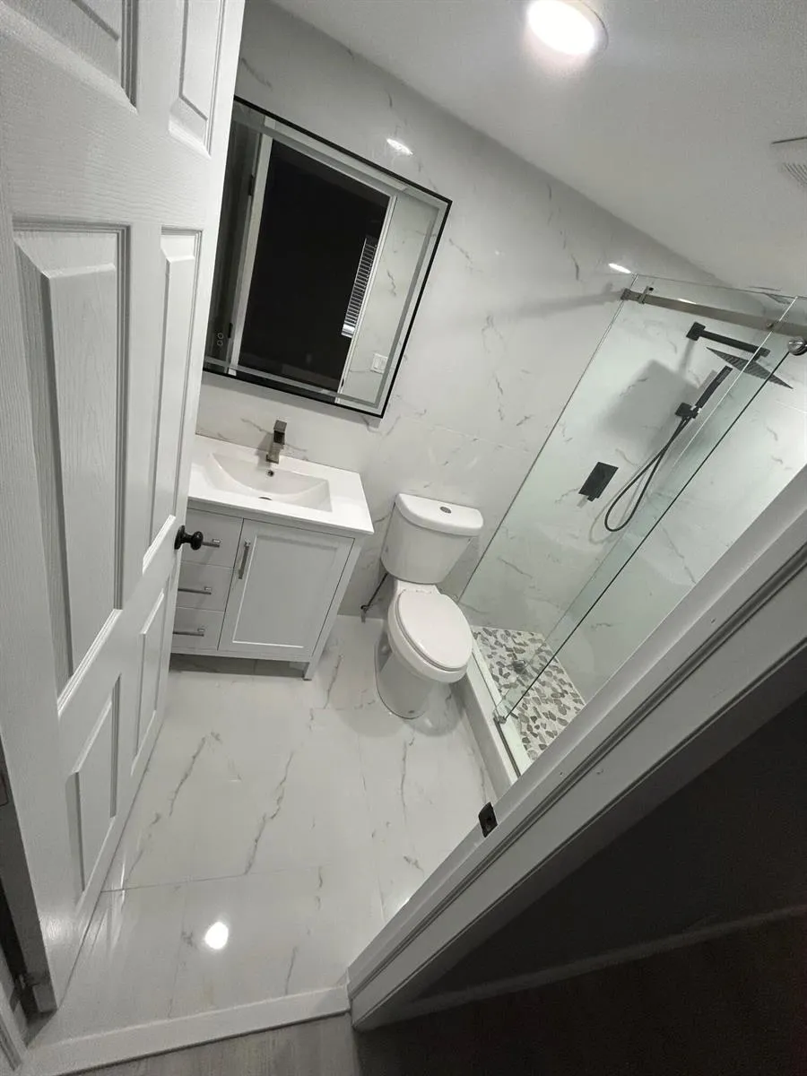 6361 FALLS CIR DRIVE #212 Lauderhill, FL 33319