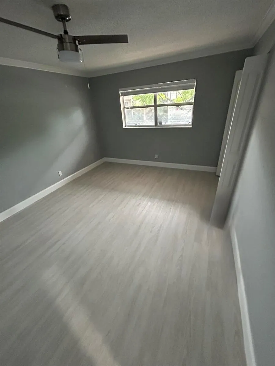 6361 FALLS CIR DRIVE #212 Lauderhill, FL 33319