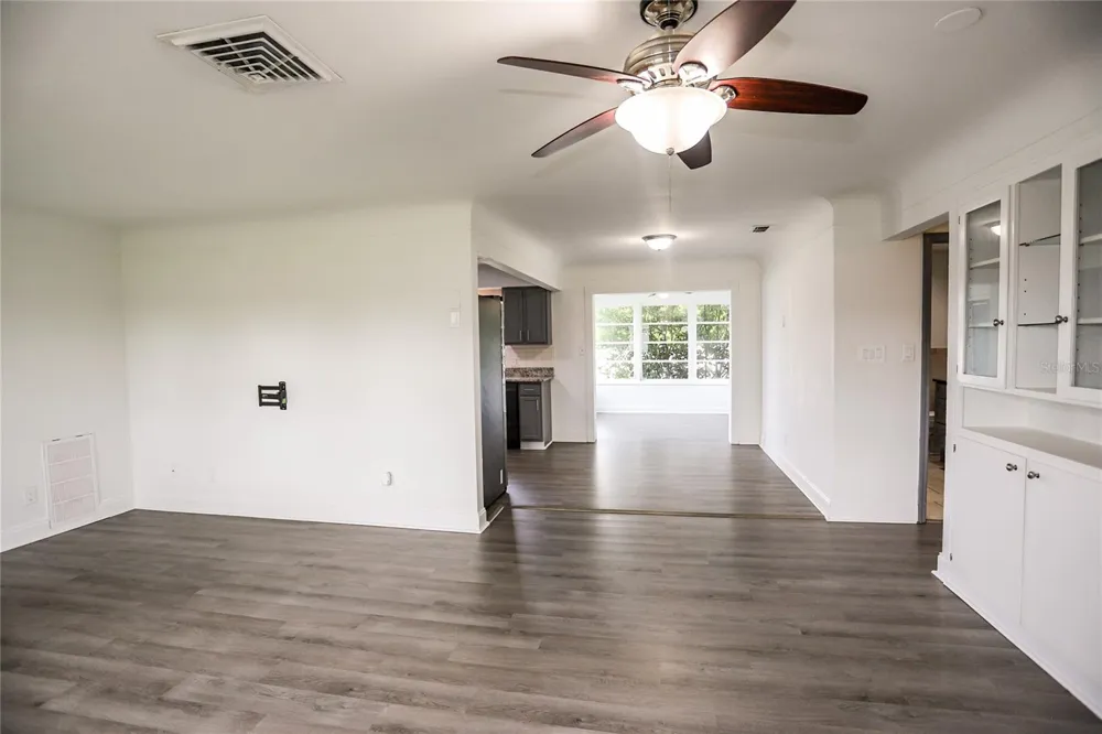 10011 110TH STREET Seminole, FL 33772