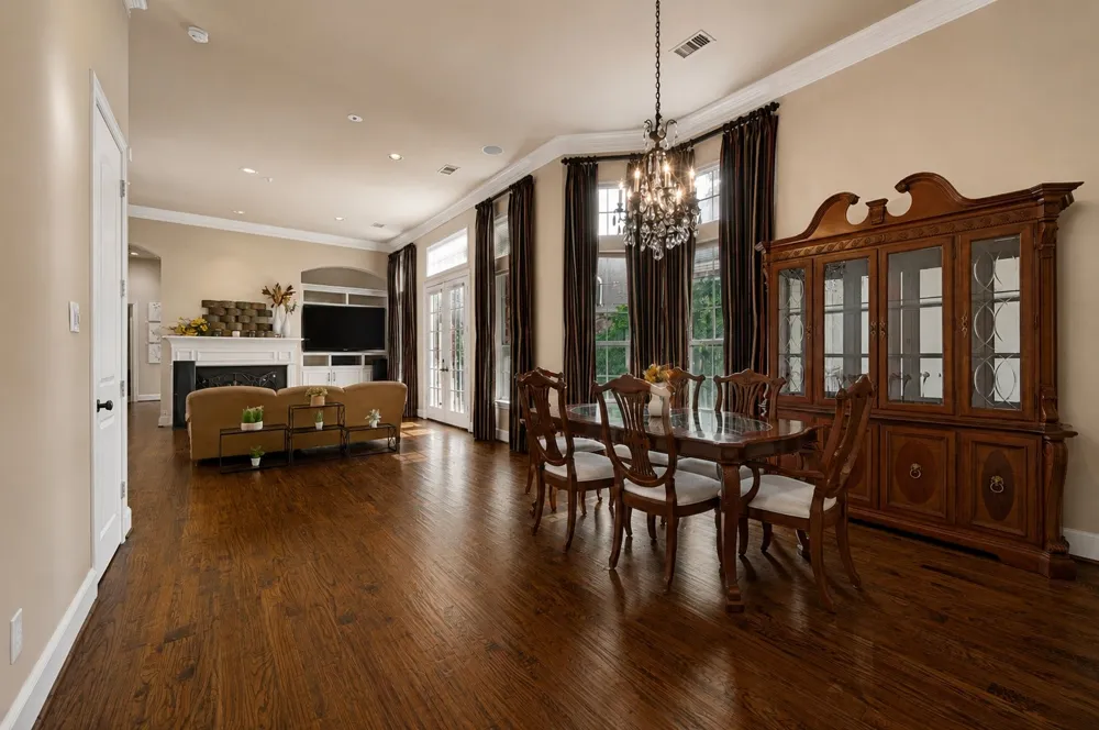 3785 Park Place Addison, TX 75001