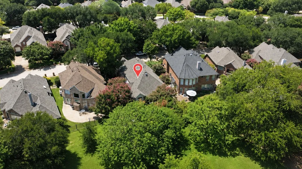 3785 Park Place Addison, TX 75001