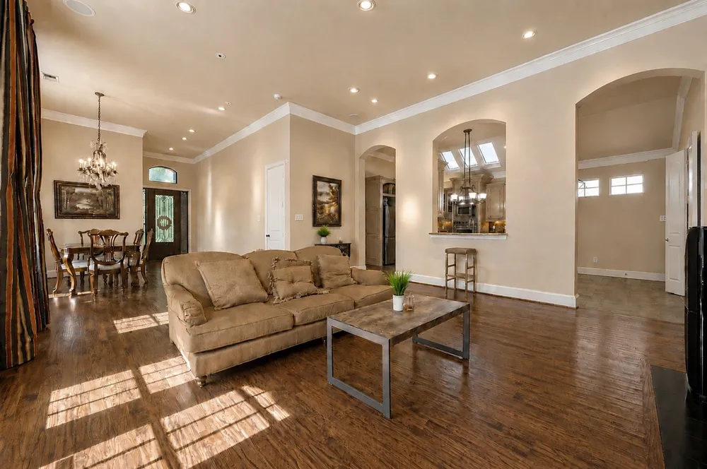 3785 Park Place Addison, TX 75001