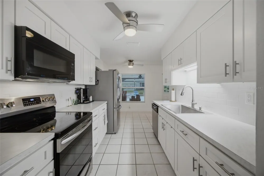 2971 FOREST CIRCLE Seffner, FL 33584