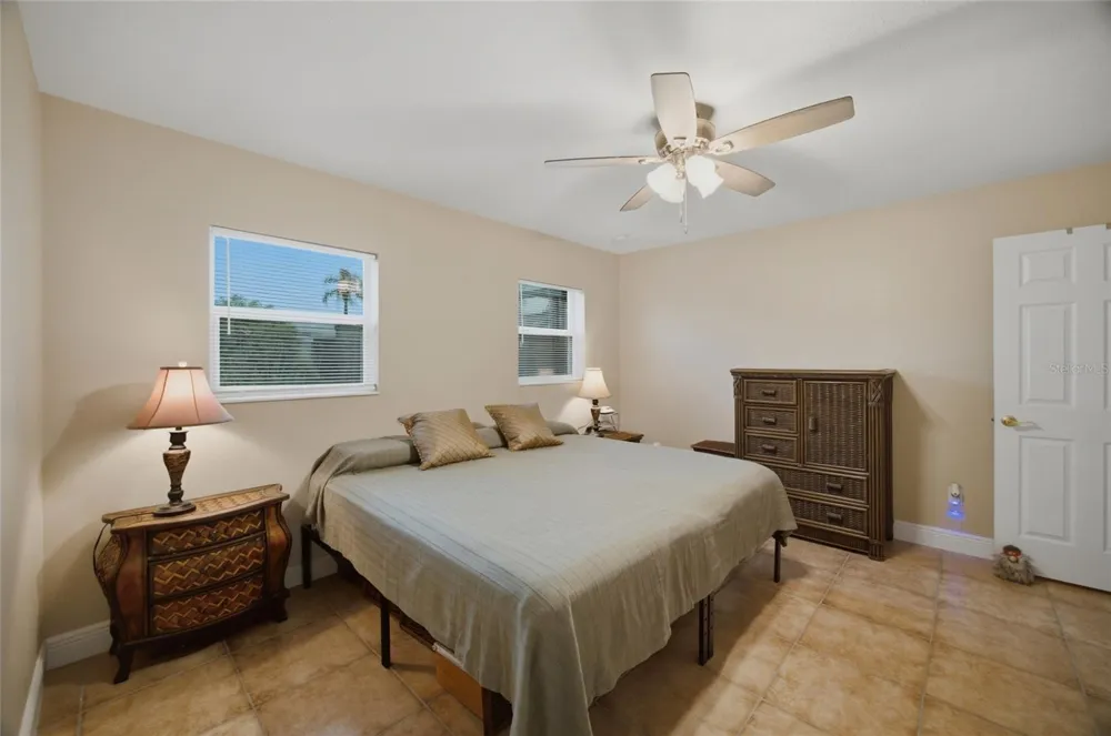 2971 FOREST CIRCLE Seffner, FL 33584