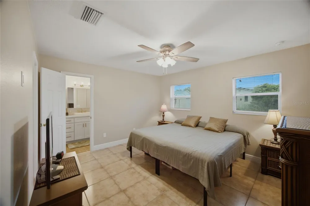 2971 FOREST CIRCLE Seffner, FL 33584