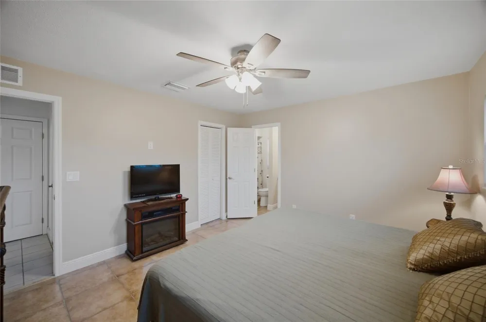2971 FOREST CIRCLE Seffner, FL 33584