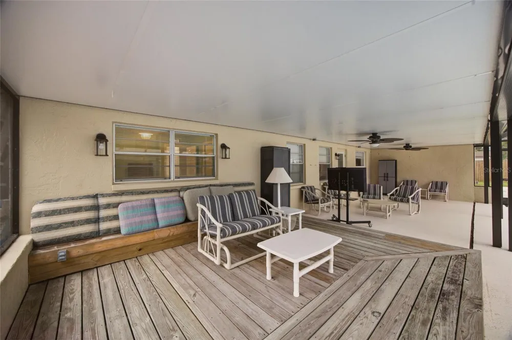 2971 FOREST CIRCLE Seffner, FL 33584