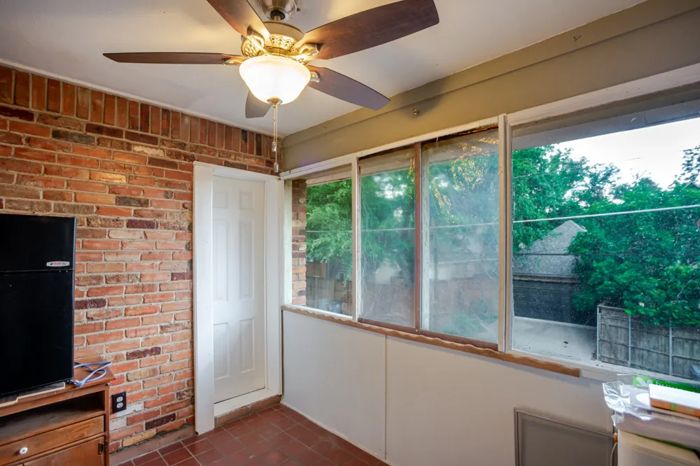 6345 Bandera Avenue Dallas, TX 75225