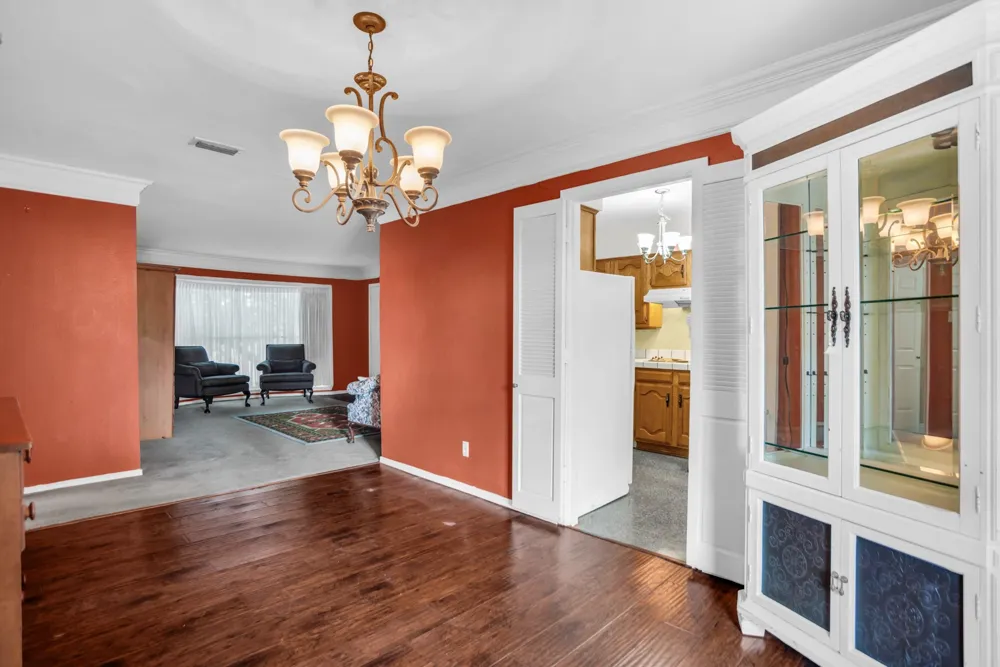 6345 Bandera Avenue Dallas, TX 75225