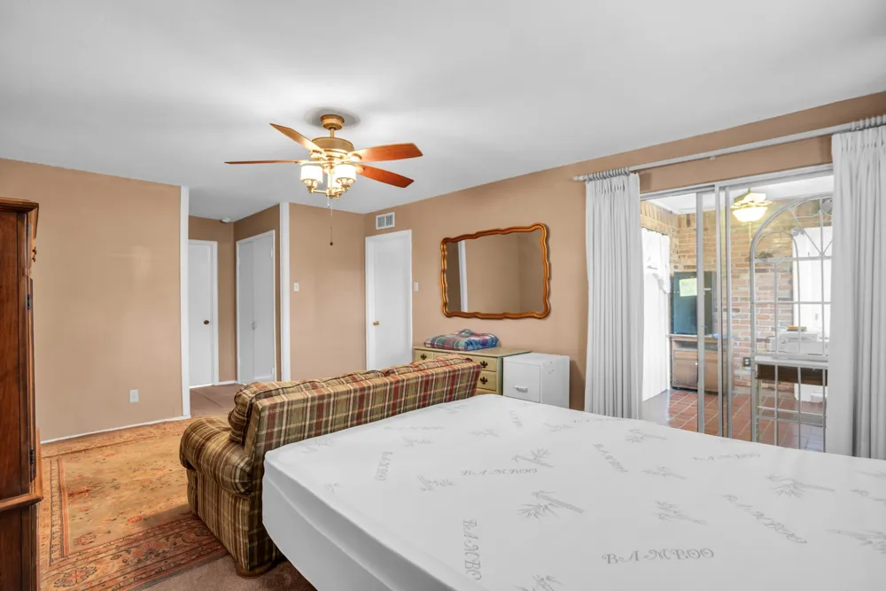6345 Bandera Avenue Dallas, TX 75225