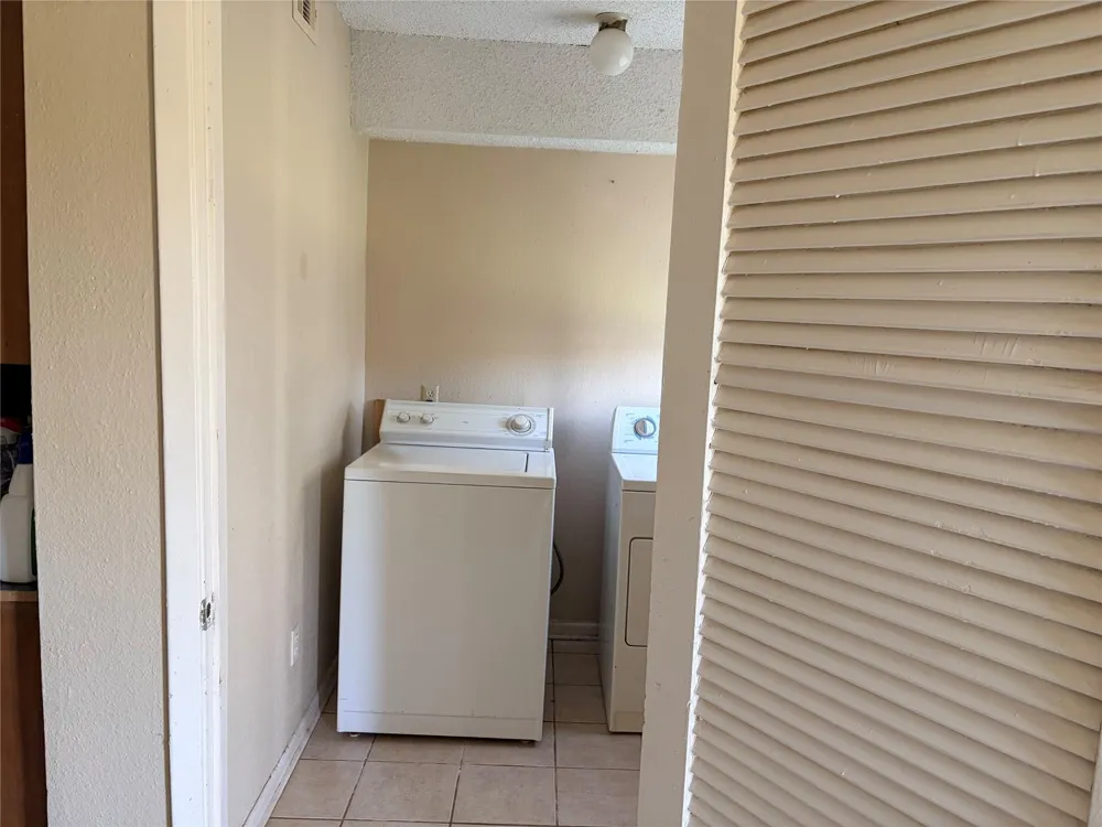 702 Hargest Street #7 Prairie View, TX 77446