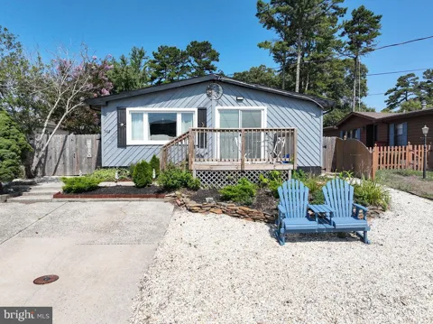 362 SHORE WAY