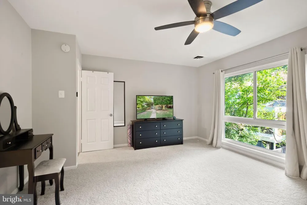 11041 SAFFOLD WAY Reston, VA 20190