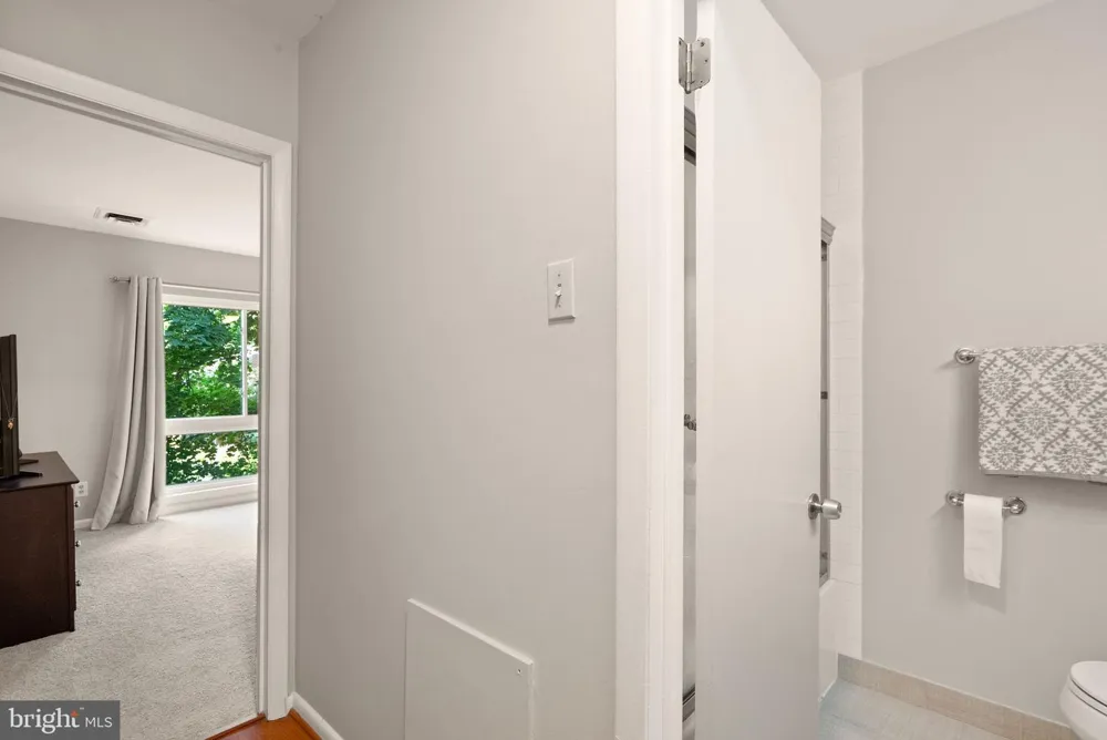 11041 SAFFOLD WAY Reston, VA 20190