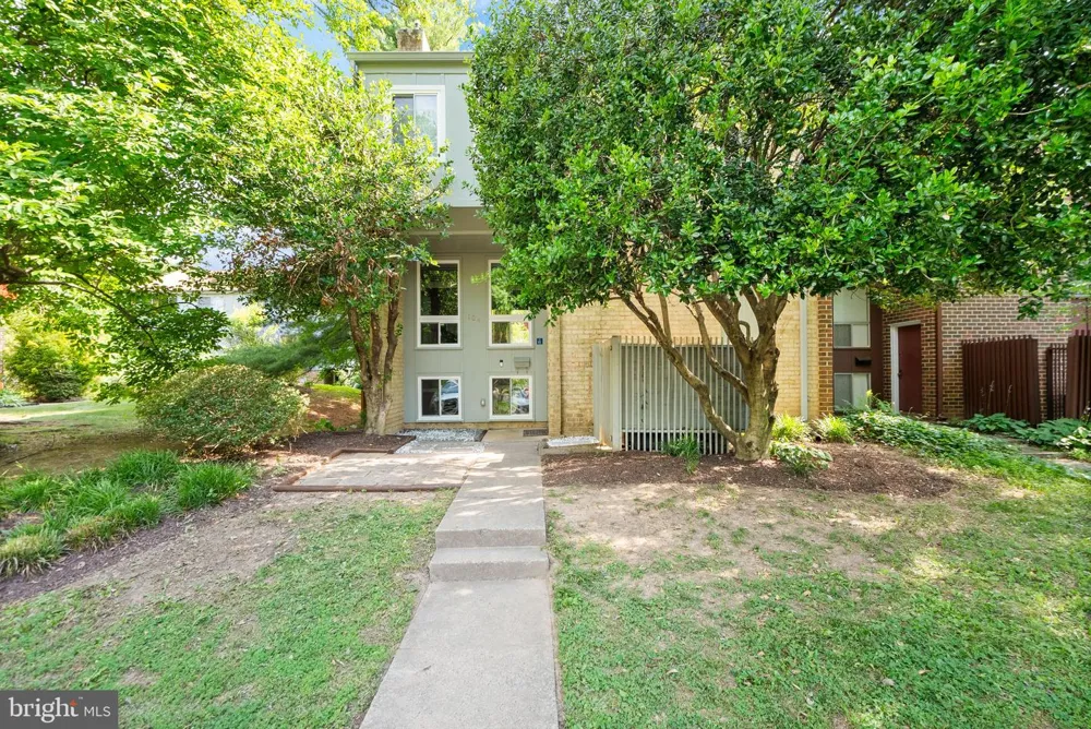 11041 SAFFOLD WAY Reston, VA 20190