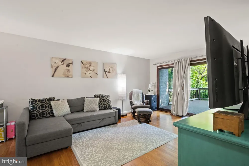11041 SAFFOLD WAY Reston, VA 20190