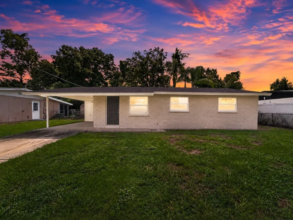 506 SHAMROCK ROAD Brandon, FL 33511