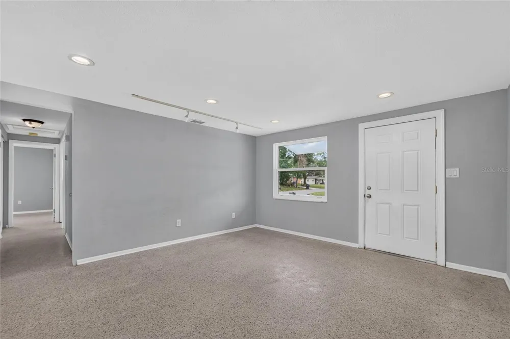 506 SHAMROCK ROAD Brandon, FL 33511