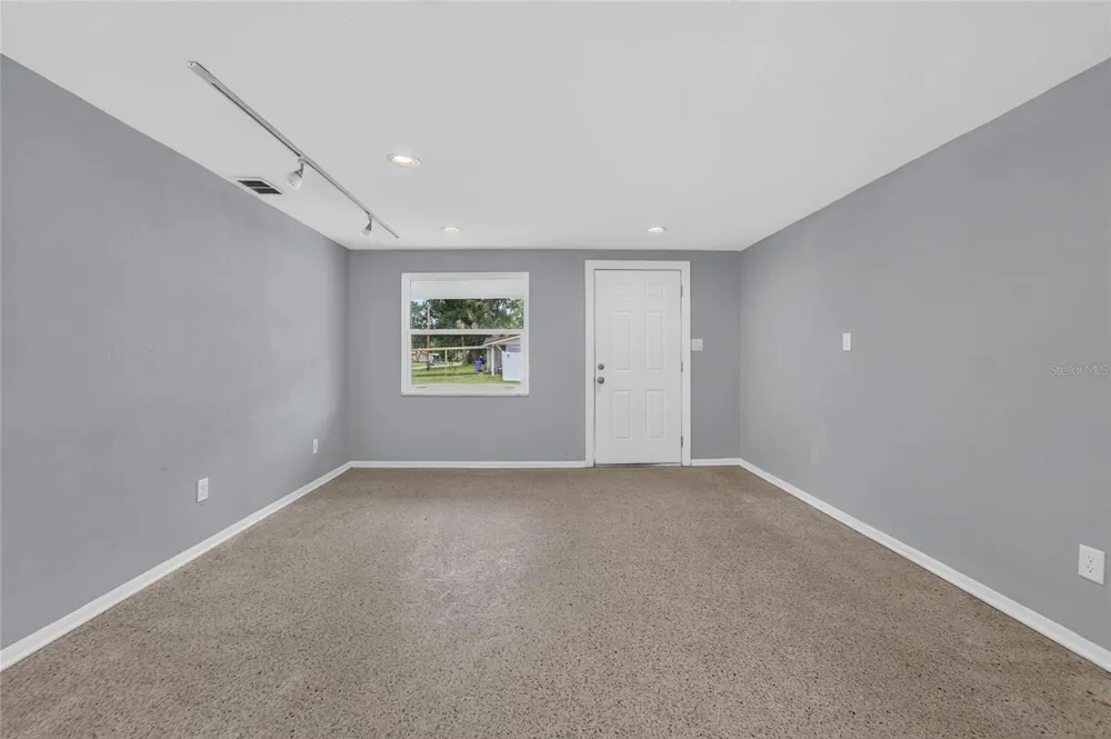 506 SHAMROCK ROAD Brandon, FL 33511
