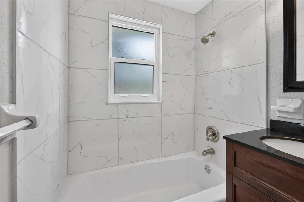 506 SHAMROCK ROAD Brandon, FL 33511