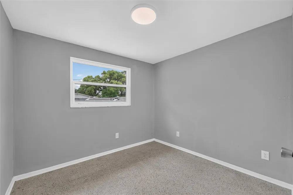 506 SHAMROCK ROAD Brandon, FL 33511