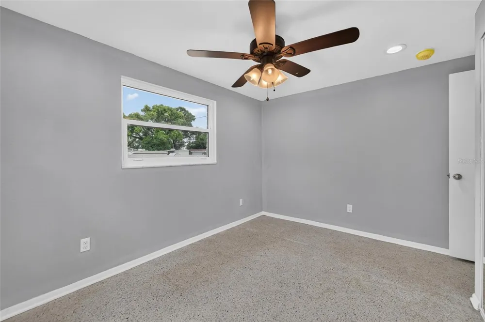 506 SHAMROCK ROAD Brandon, FL 33511