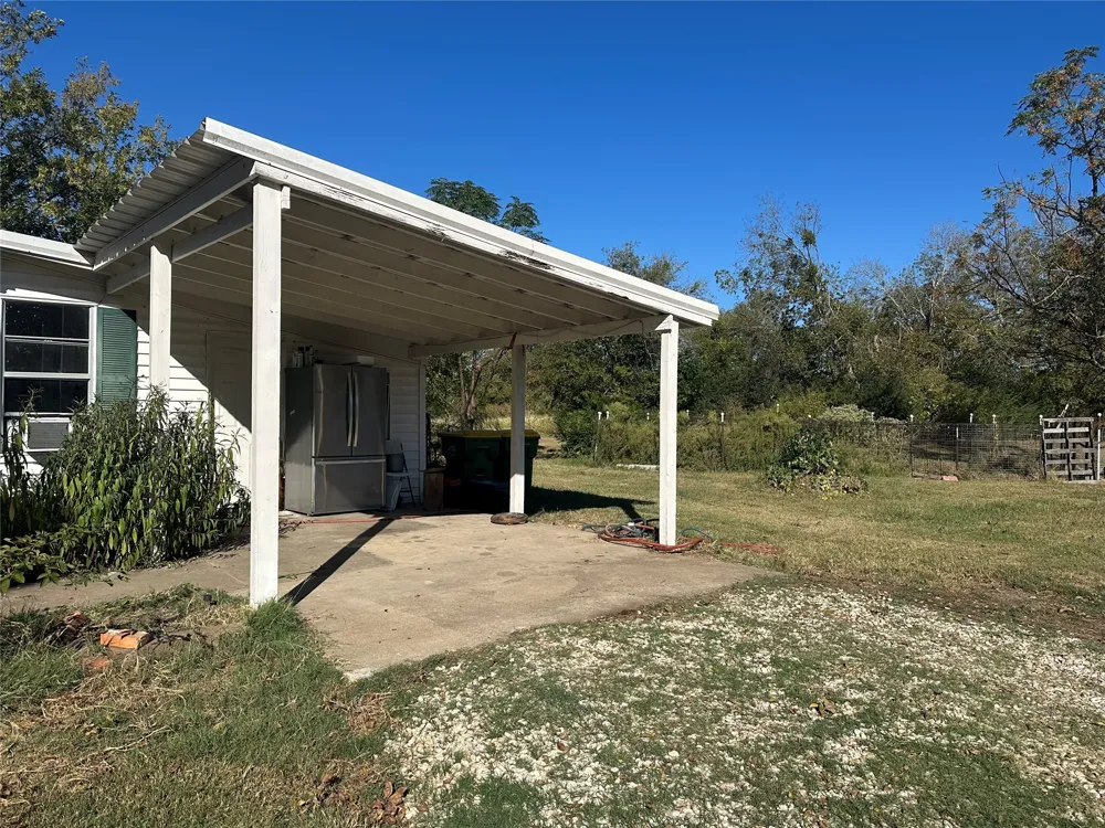 492 Lcr 431 Mexia, TX 76667