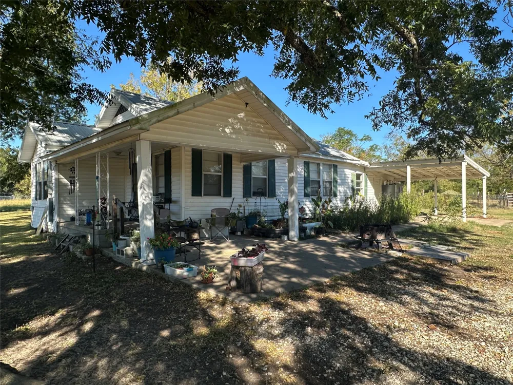 492 Lcr 431 Mexia, TX 76667