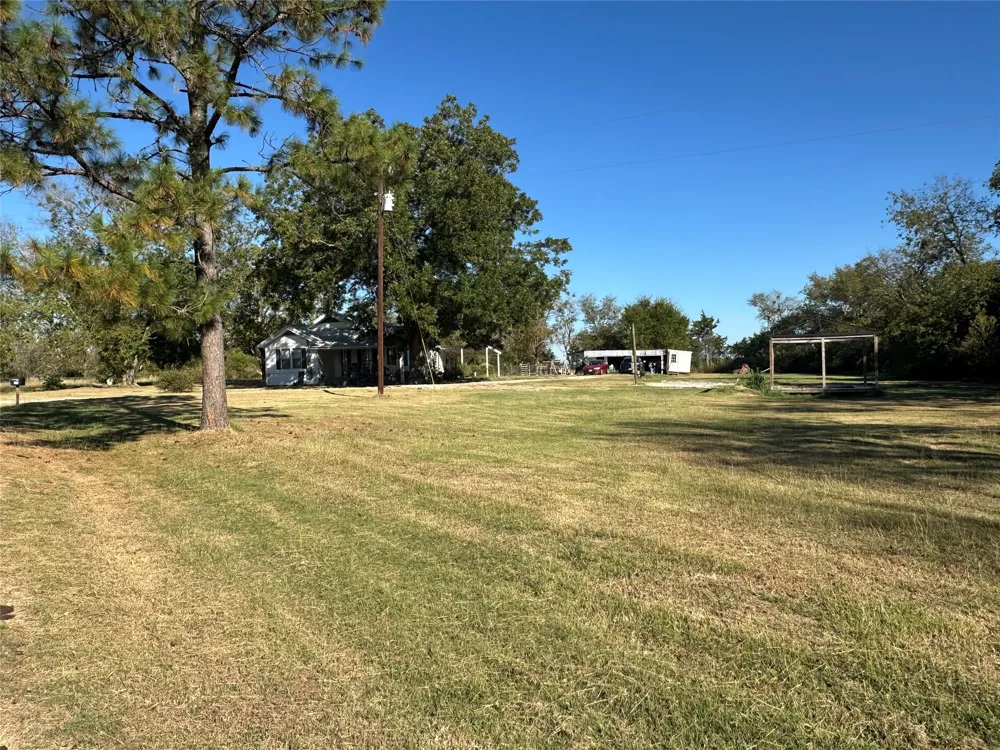 492 Lcr 431 Mexia, TX 76667