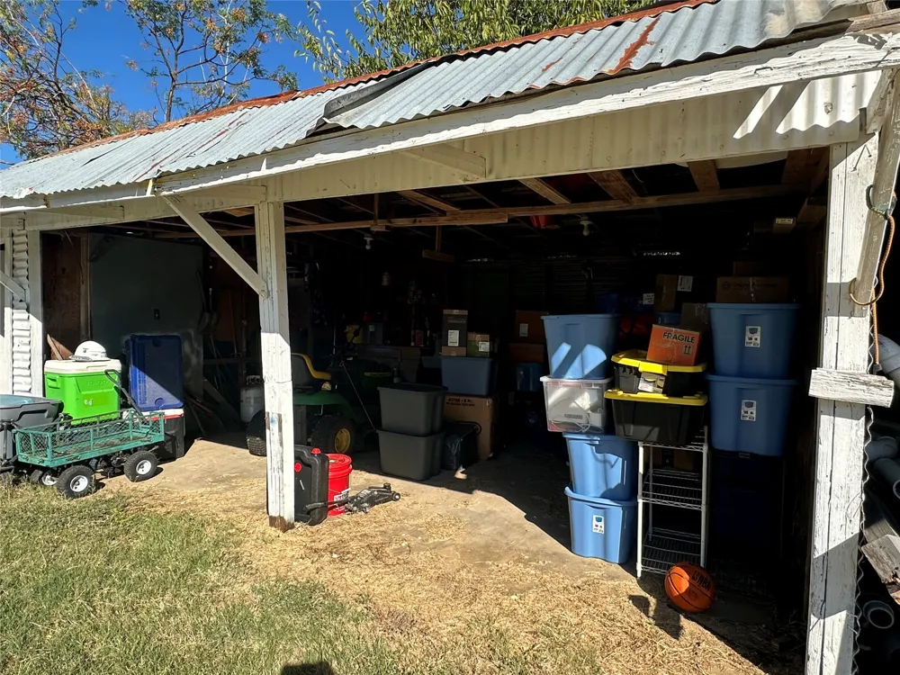 492 Lcr 431 Mexia, TX 76667