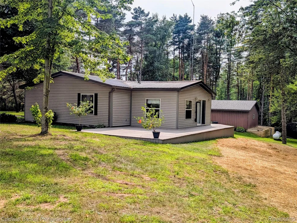 6895 Lanway Road Koylton Township, MI 48741