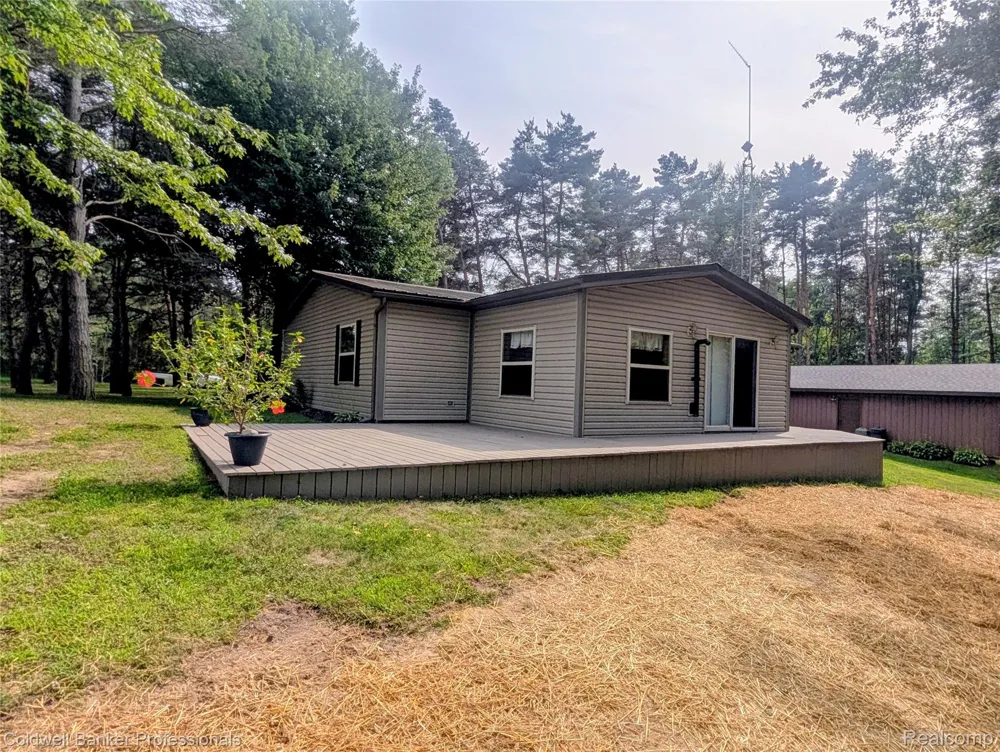 6895 Lanway Road Koylton Township, MI 48741