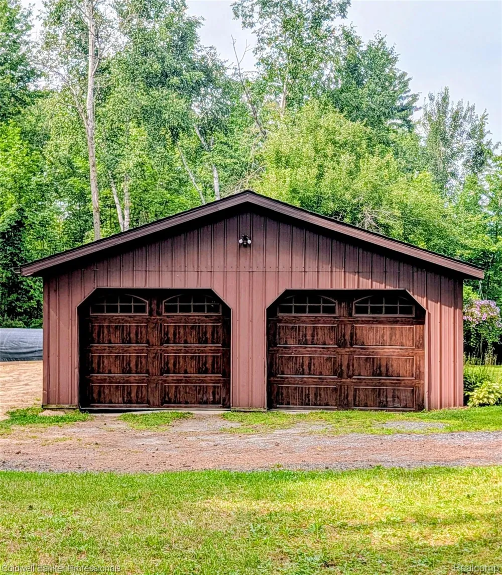 6895 Lanway Road Koylton Township, MI 48741