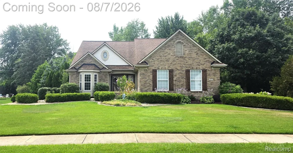 5818 Pine Trace Court Genoa Township, MI 48843