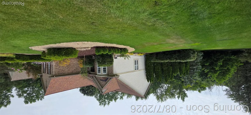 5818 Pine Trace Court Genoa Township, MI 48843