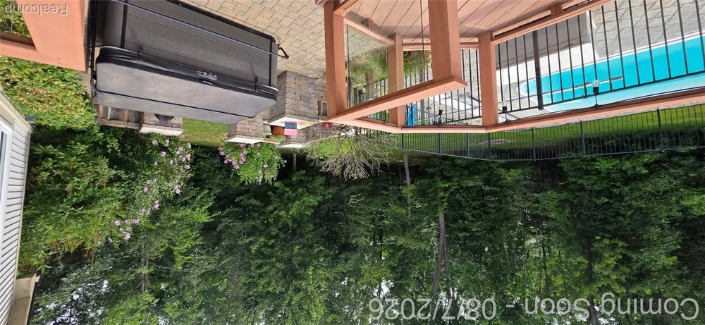 5818 Pine Trace Court Genoa Township, MI 48843