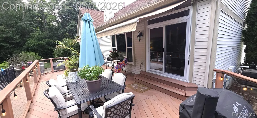 5818 Pine Trace Court Genoa Township, MI 48843