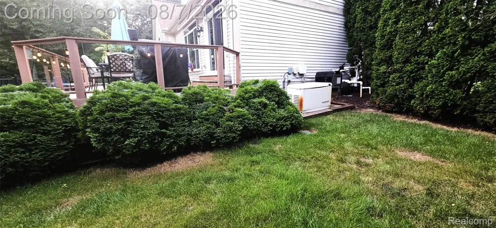 5818 Pine Trace Court Genoa Township, MI 48843
