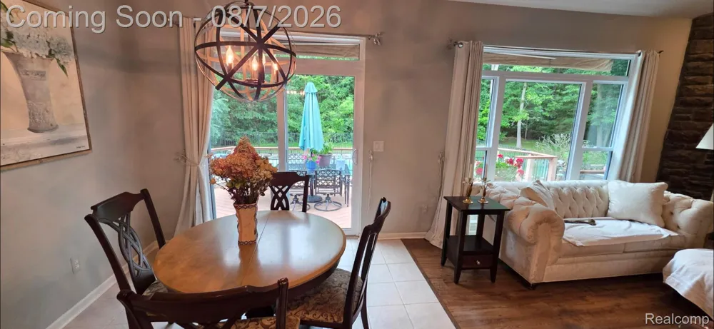 5818 Pine Trace Court Genoa Township, MI 48843